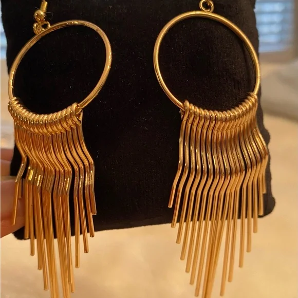 Gold Tone Metal Tassel Drop Fashion Earrings - Picture 5 of 12